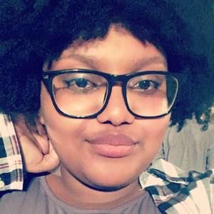 Meet your Posher, Eva